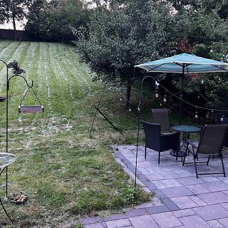 Finished 2 Bedroom Apartment In An Upscale Area Of Ajax Esterno foto
