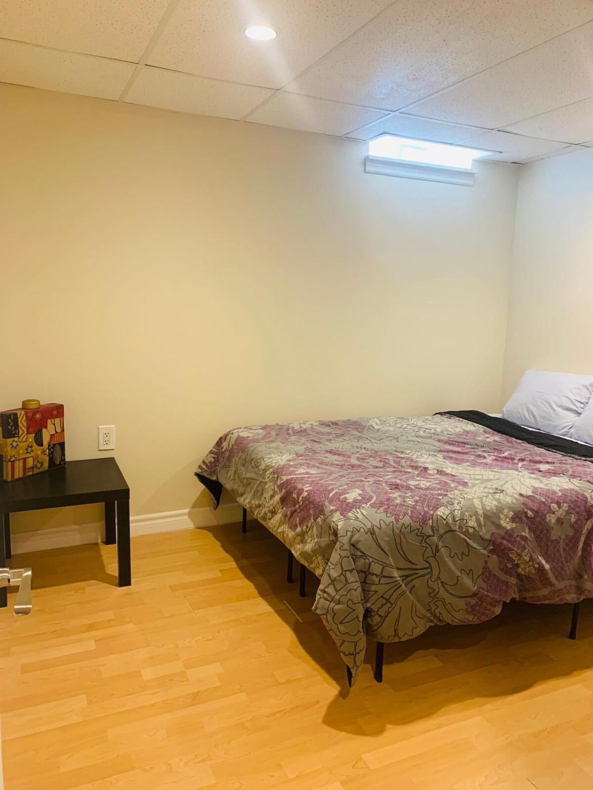 Finished 2 Bedroom Apartment In An Upscale Area Of Ajax Esterno foto